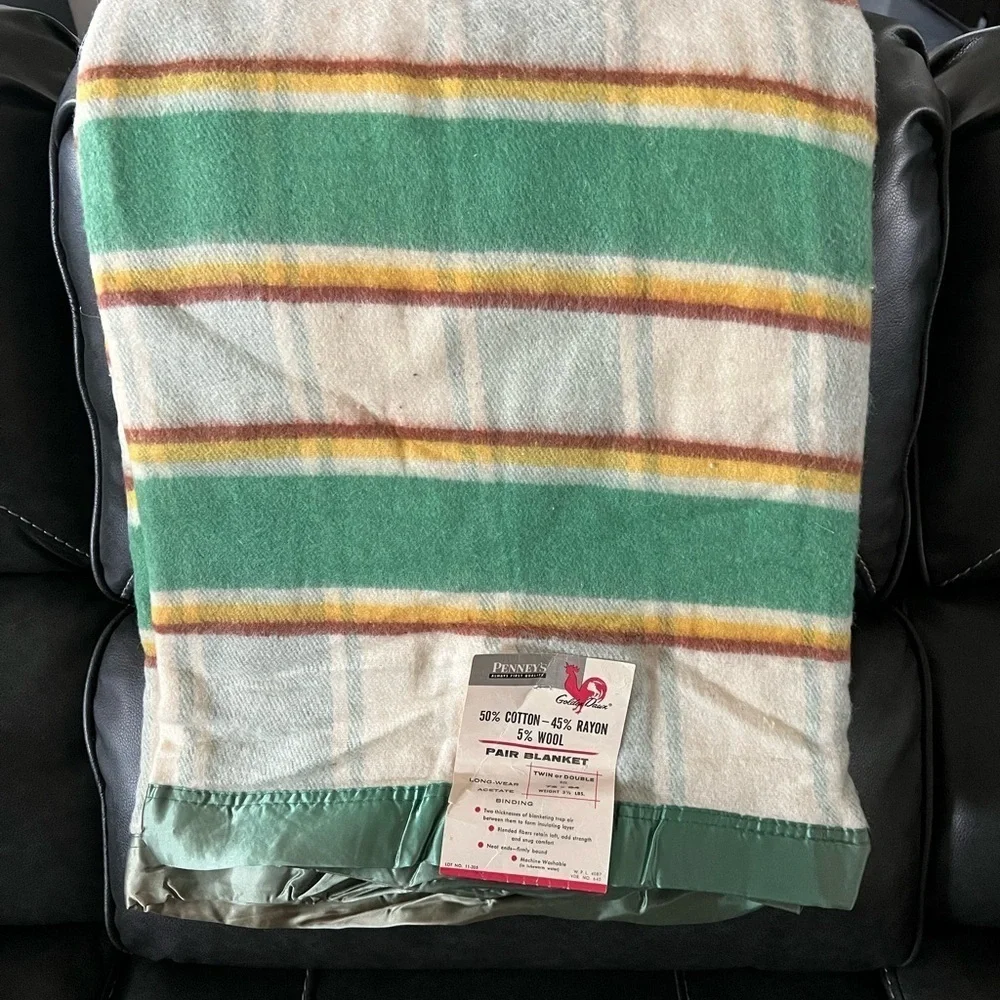 Vintage NWT JC Penney Green Stripe Wool Satin Trim Blanket 72”x84” 1950's Golden
